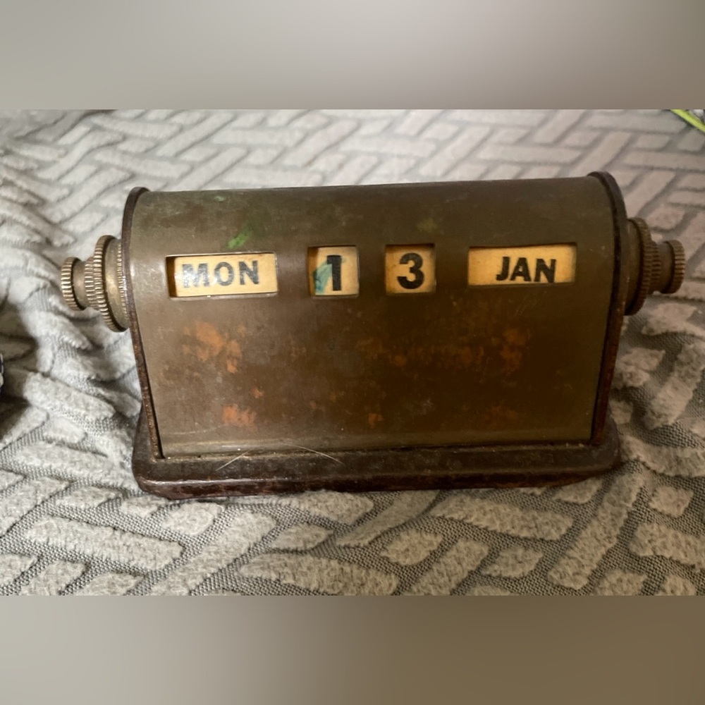 Perpetual Clock